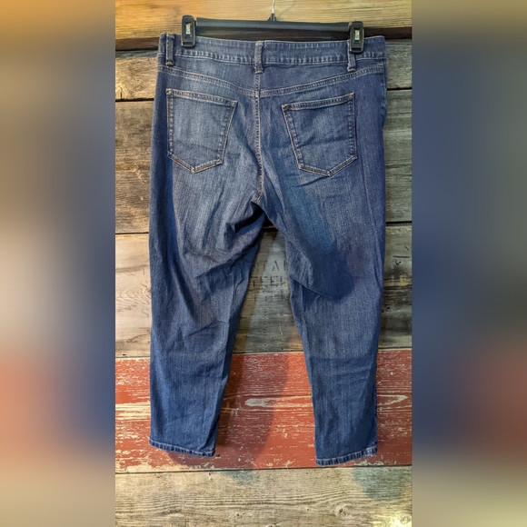 Sonoma Capri - Picture 2 of 2